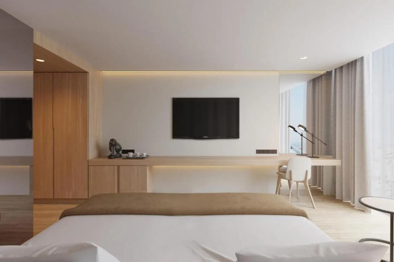 Lumen Hotel & The Lisbon Light Show