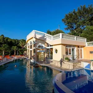 Appart hôtel Village De Les Tourelles Sainte-Maxime
