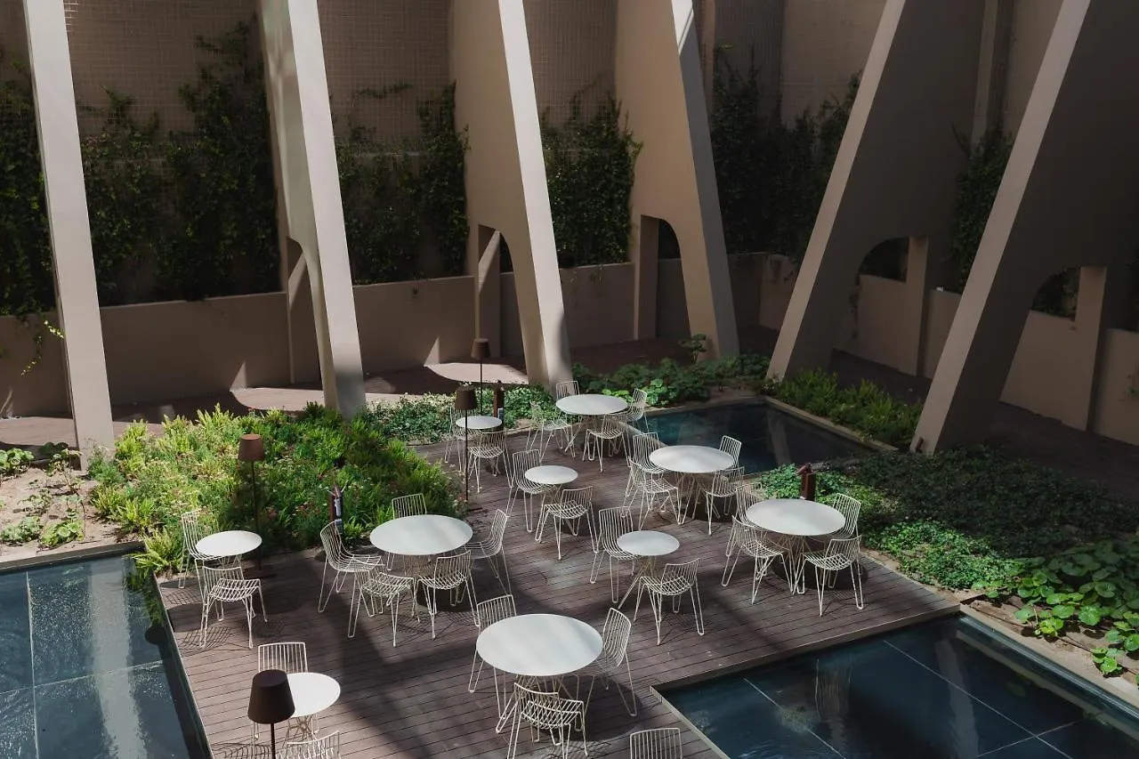 ****  Lumen Hotel & The Lisbon Light Show البرتغال